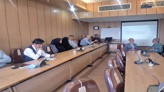 کارگاه «آشنایی و تبیین شیوه های جذب گرنت طرح های پژوهشی و قراردادهای برون دانشگاهی» با حضور جناب آقای دکتر حمید دهقانی، مدیر ارت 